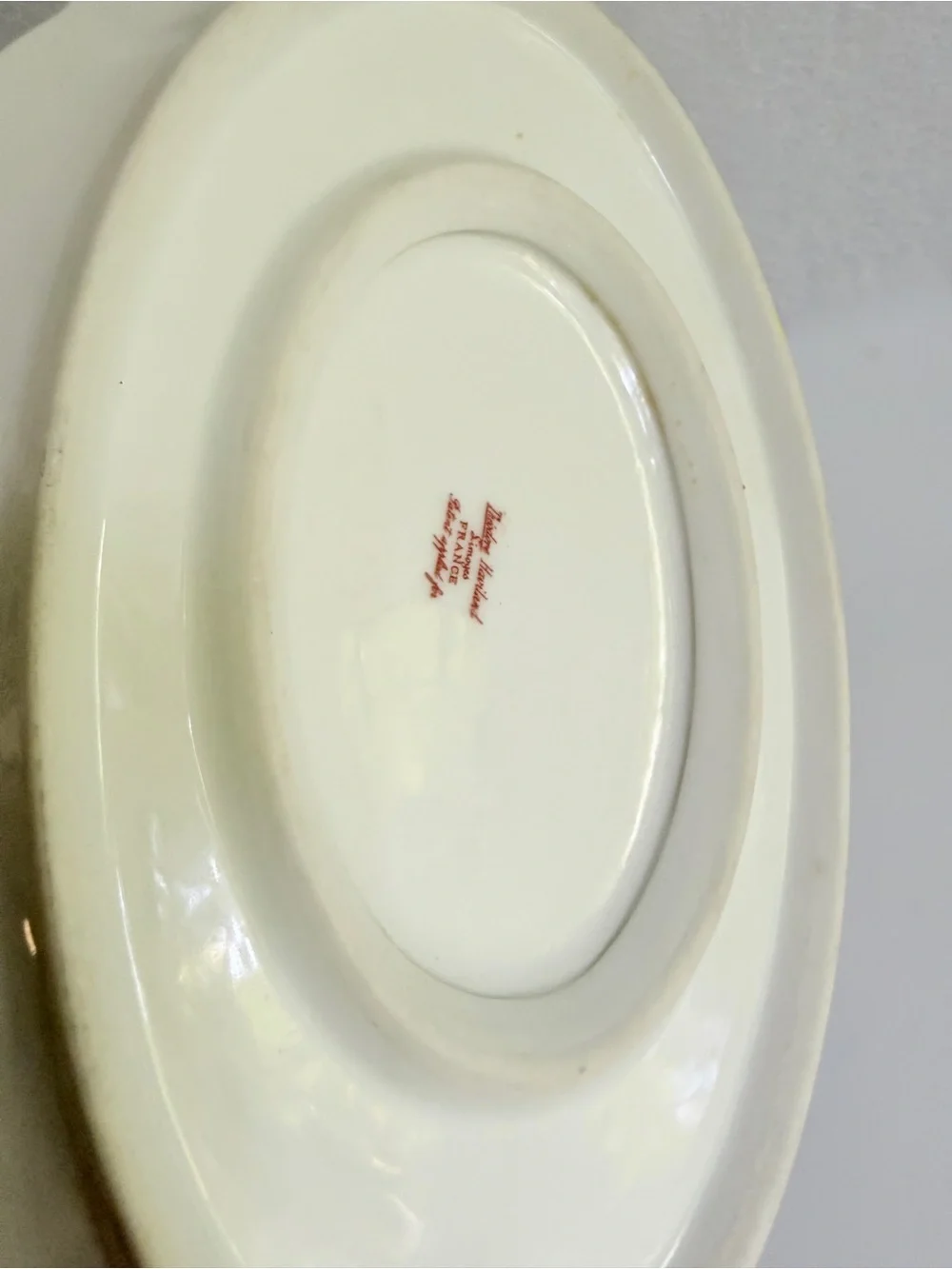 Theodore Haviland Limoges Schleiger 142 gravy boat with attached underplate 1903